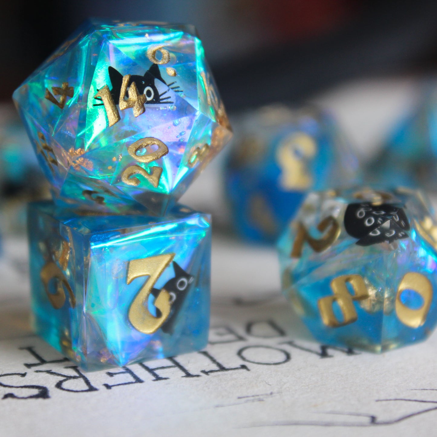 Aqua Cat 7-Piece Dice Set