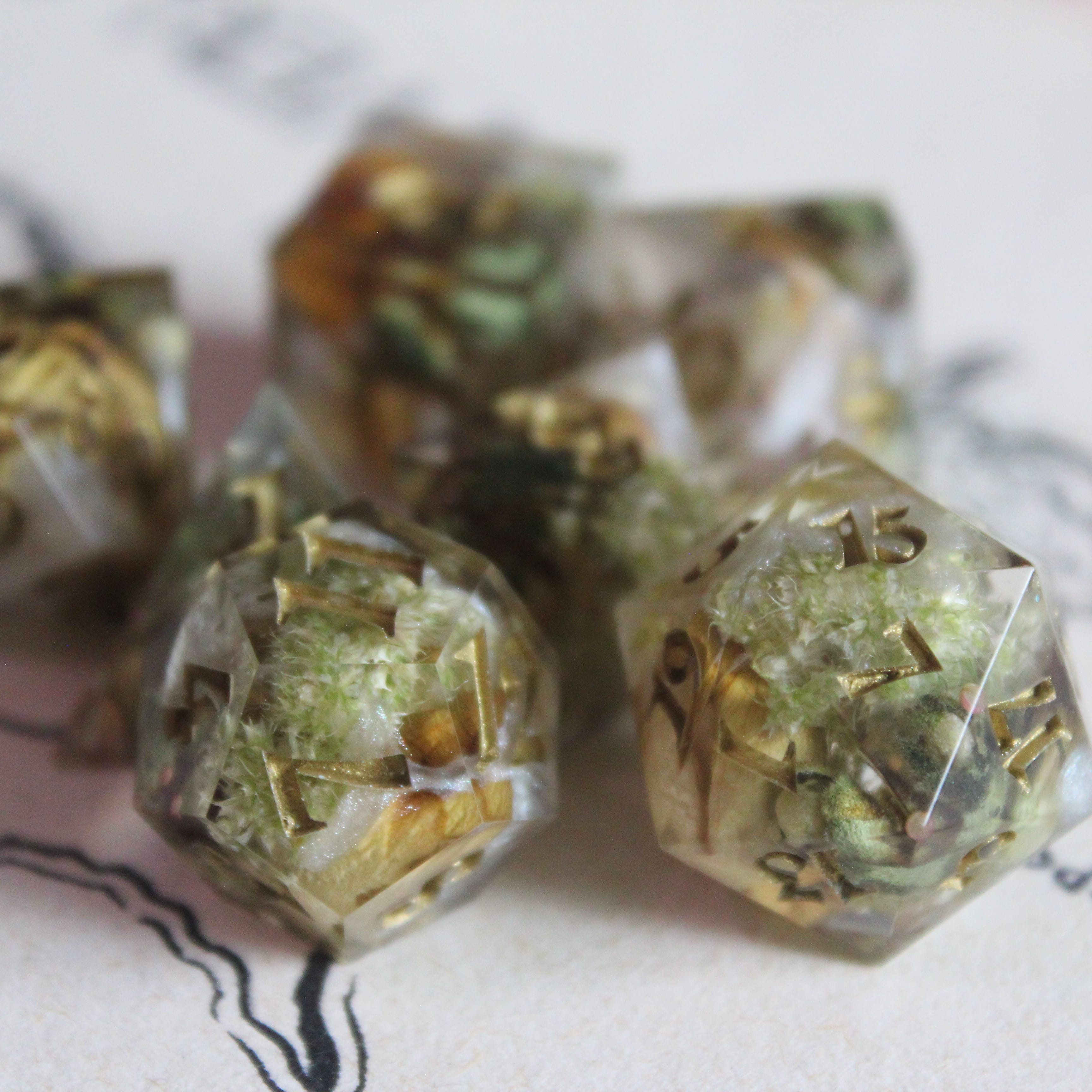 Autumnal Flowers 7-Piece Polyhedral Dice Set