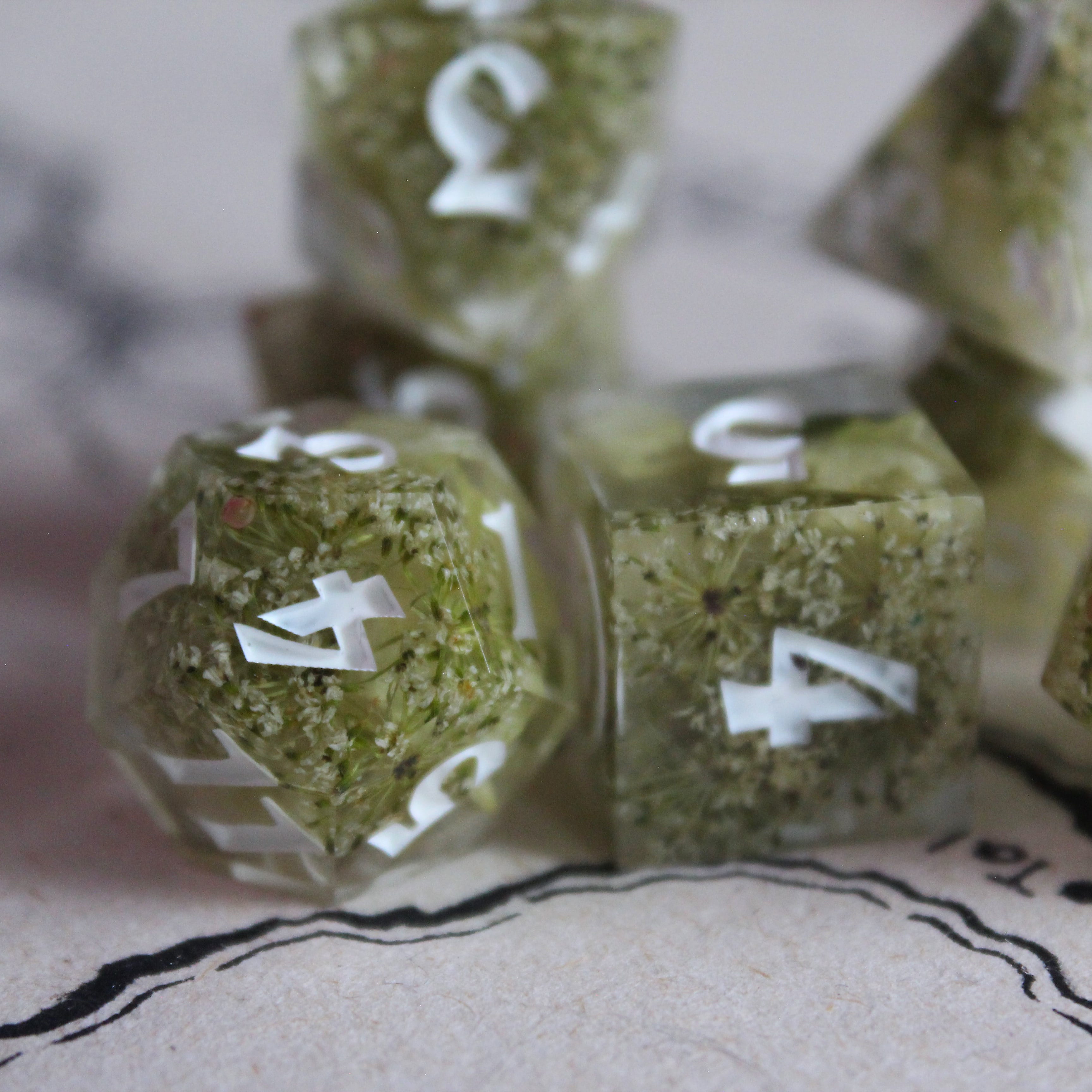 Fae Florals 7-Piece Polyhedral Dice Set