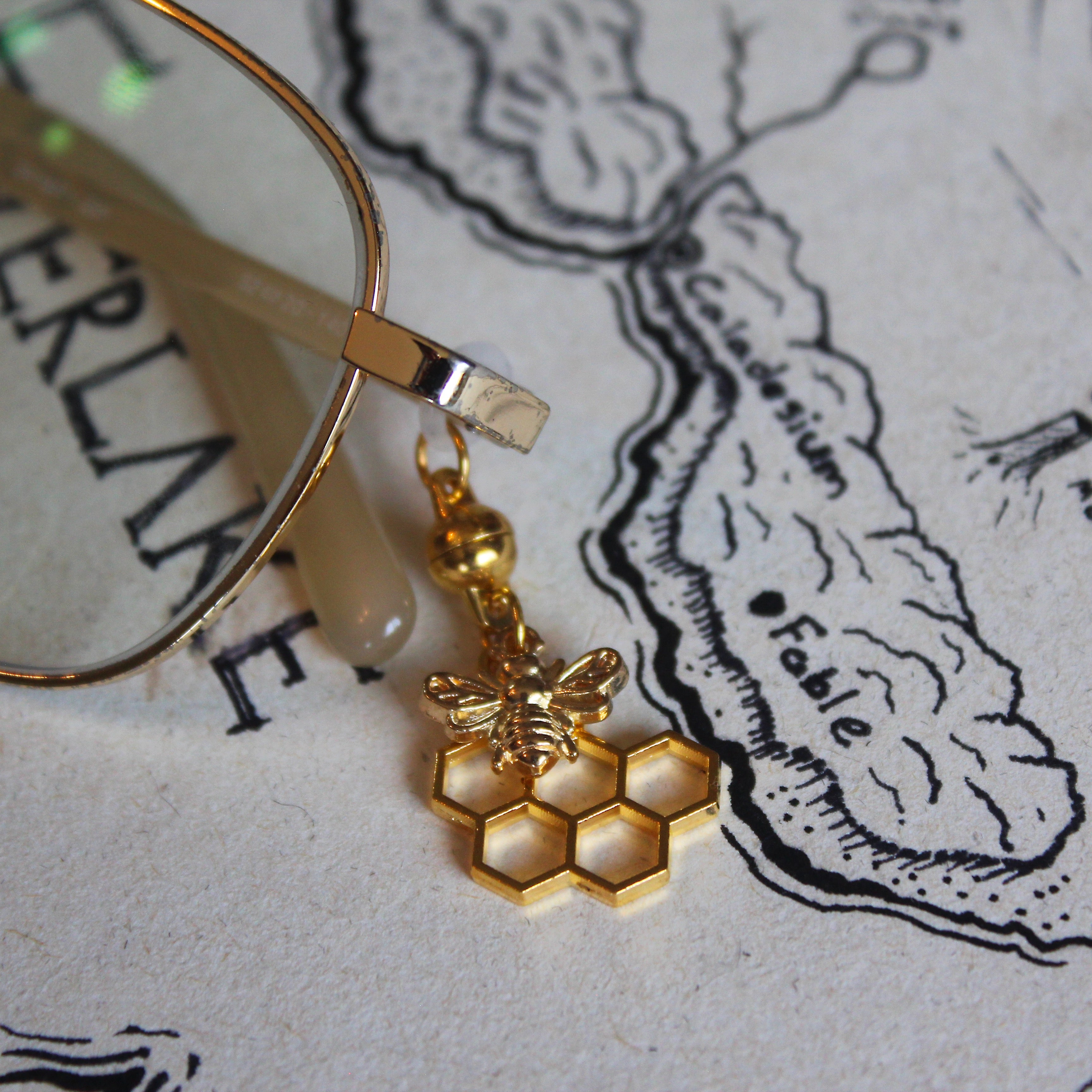 Honey Bee Glasses Charms
