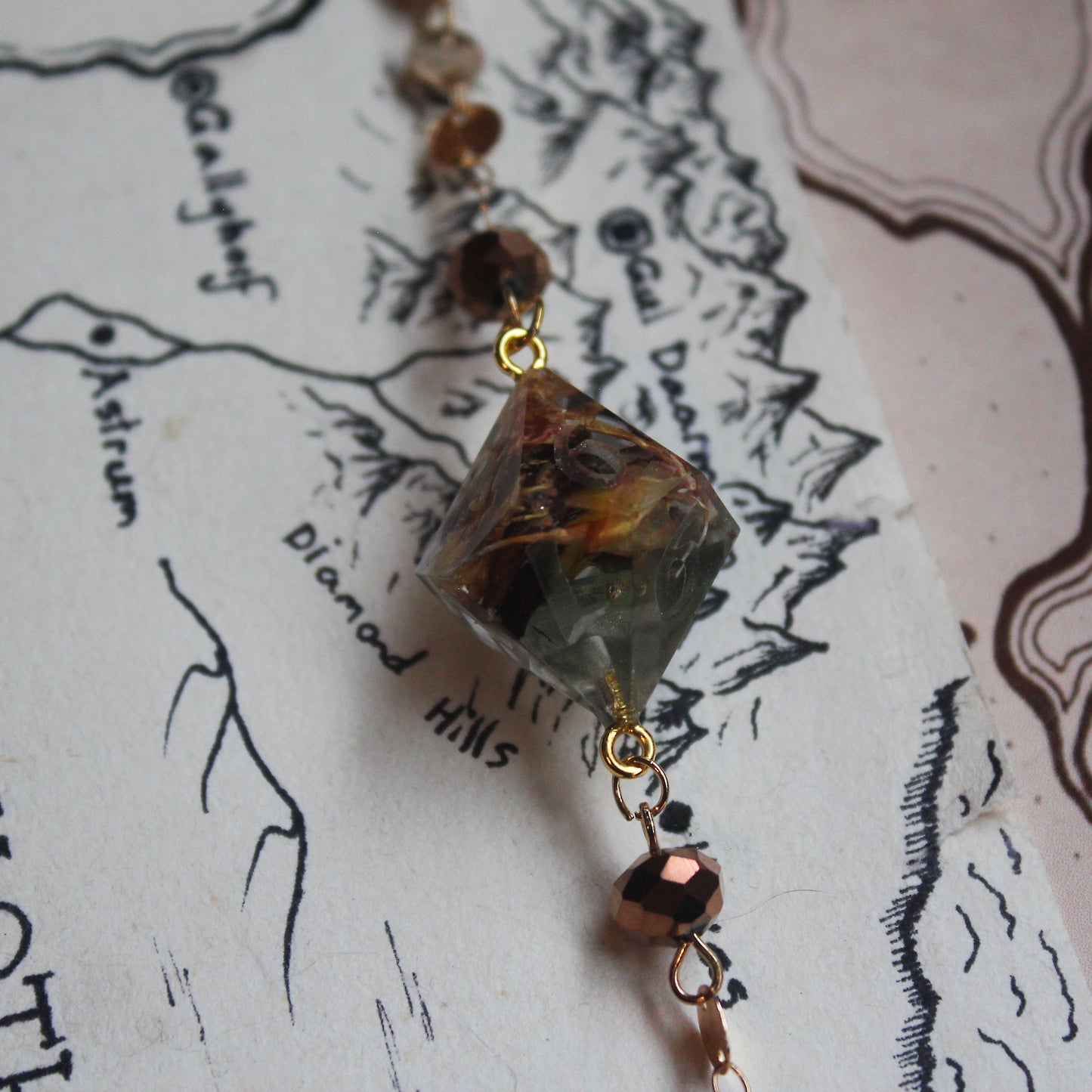 Home-grown Florals of the Earth Glasses Chain with Dice