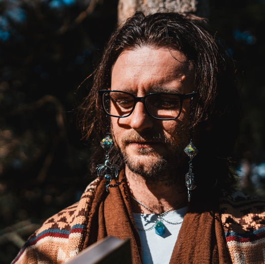 Dragons' Treasure Glasses Chain with Dice