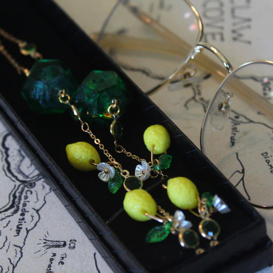Lemon Tree Glasses Chain with Dice