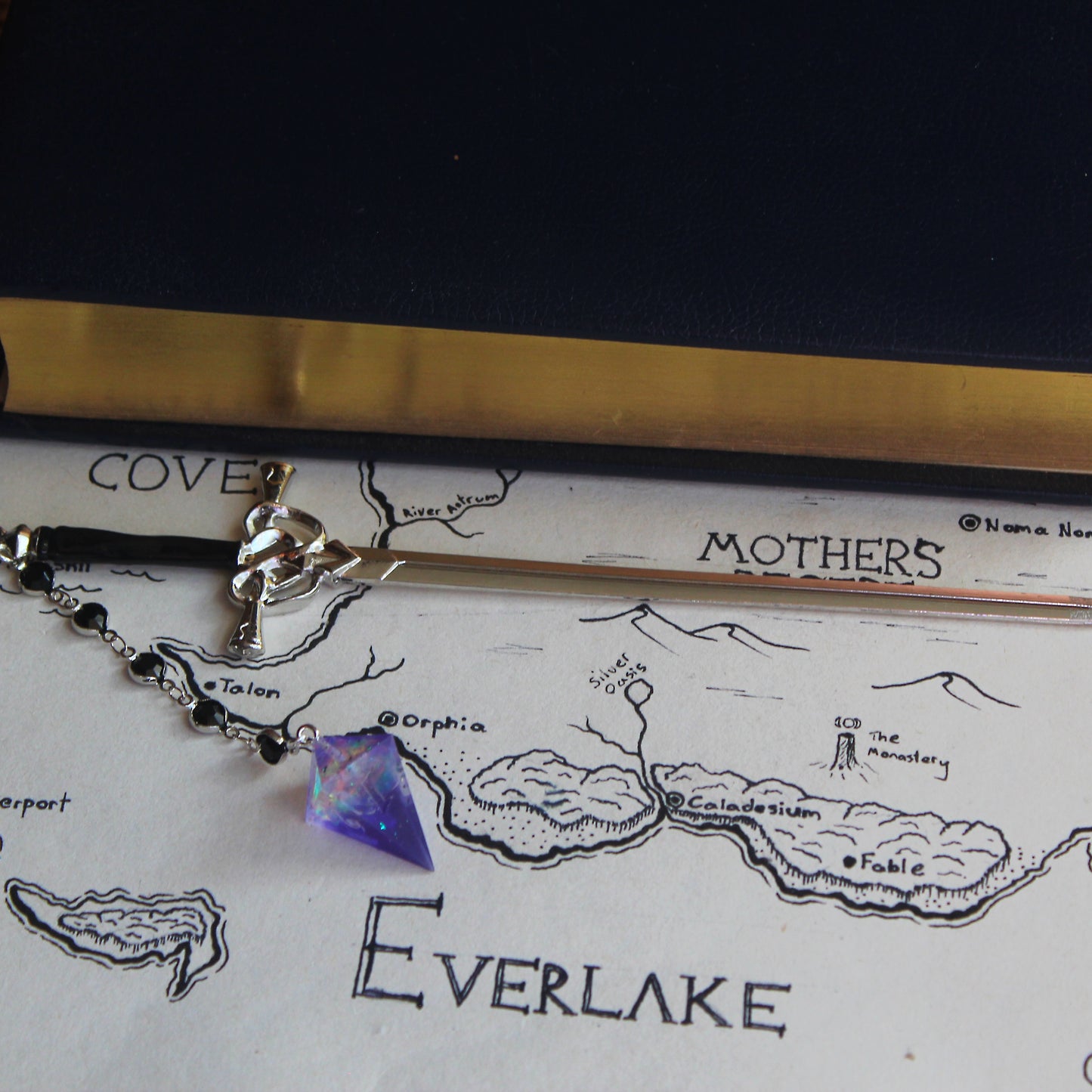 The Queen's Foxglove-Purple Hair Sword with Dice