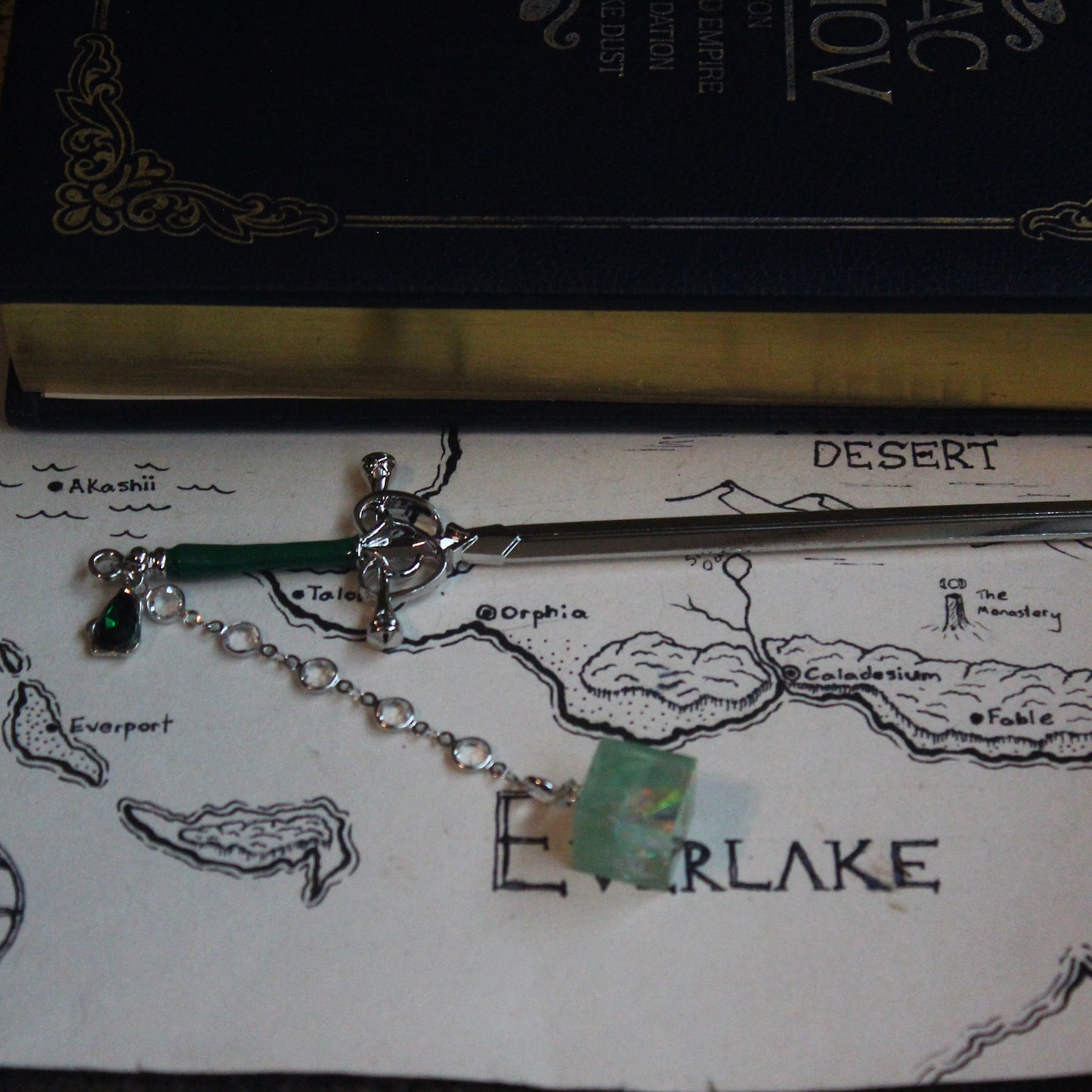 Green Potion of Herbs Hair Sword with Dice