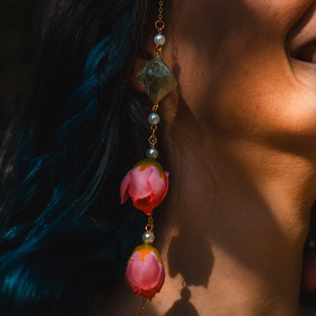 Dandelion Wishes Glasses Chain with Dice