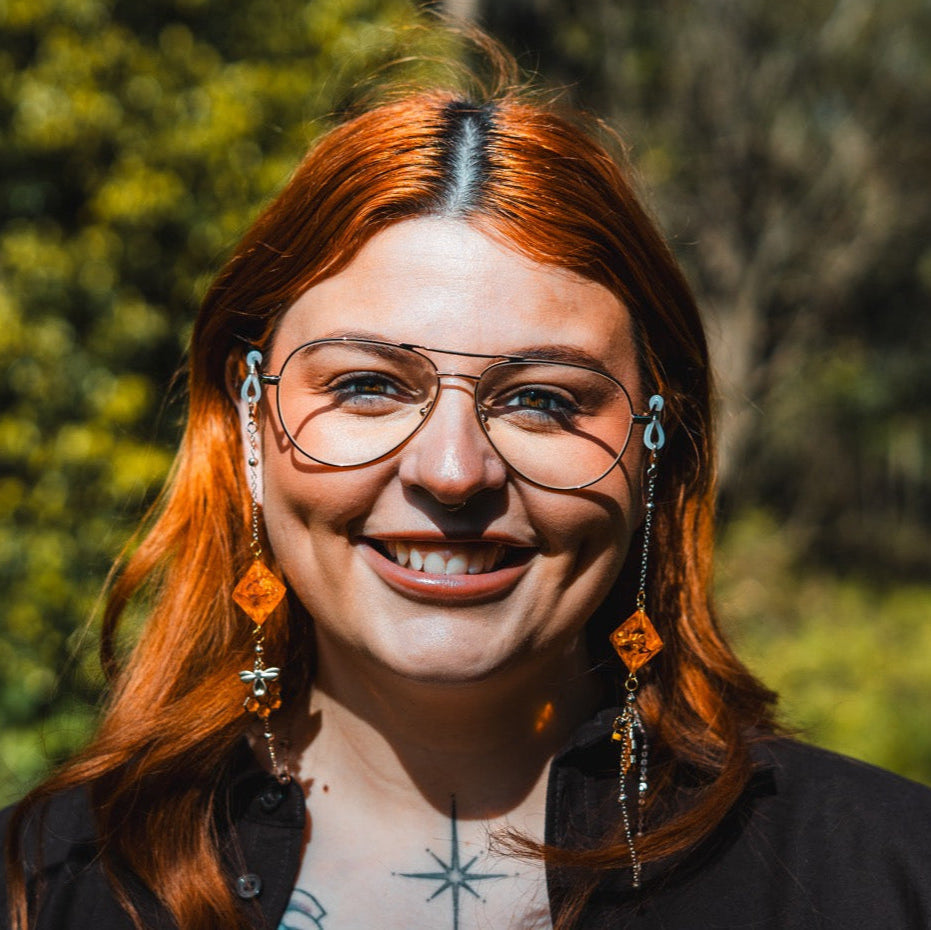 Honeybee Dreams Glasses Chain with Dice