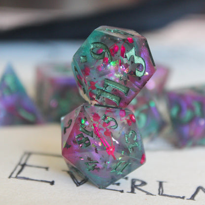 Green Rose of the Potion Garden 7-Piece Dice Set