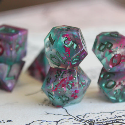 Green Rose of the Potion Garden 7-Piece Dice Set