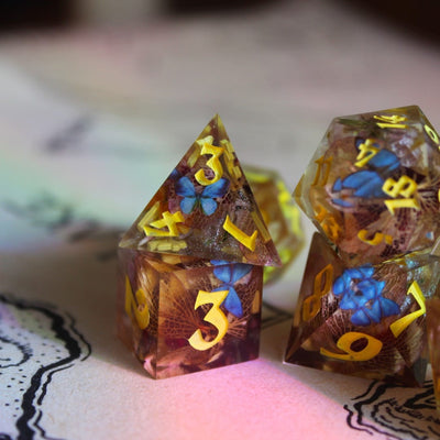 Dried Flowers & Blue Butterflies 7-Piece Polyhedral Dice Set