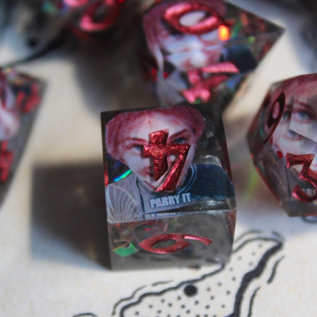 Maelle's Parry 7-Piece Polyhedral Dice Set