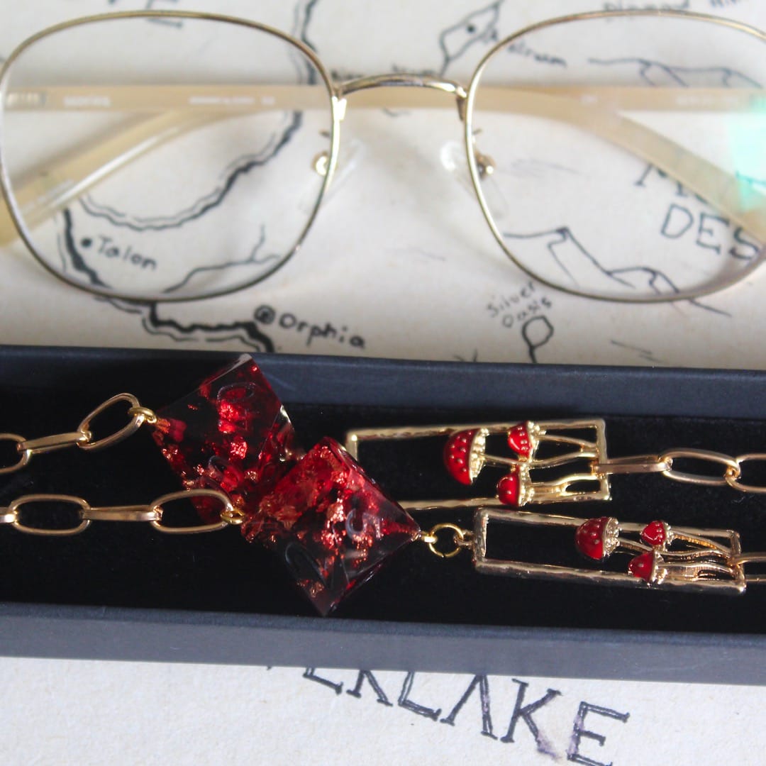 Ruby Red Fungi Friends Glasses Chain with Dice