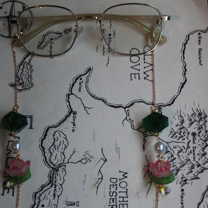Into the Woods Glasses Chain with Dice