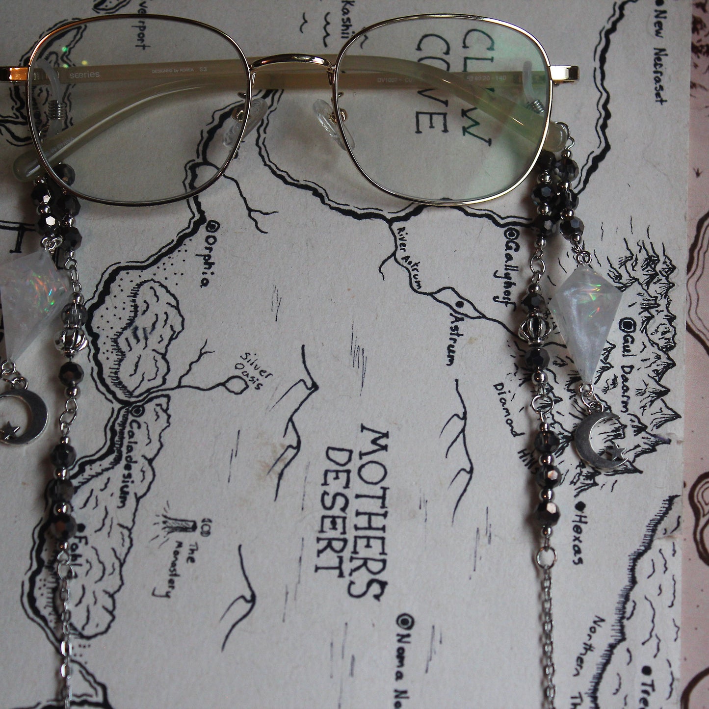 Magic Moonlight Glasses Chain with Dice