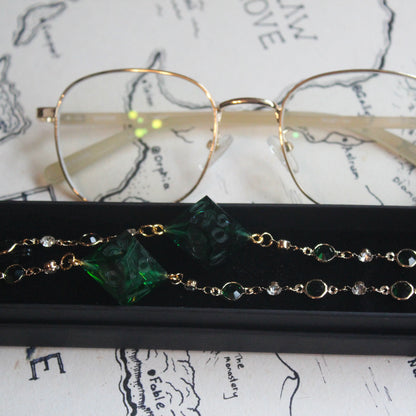 Plant Mum of Many Glasses Chain with Dice