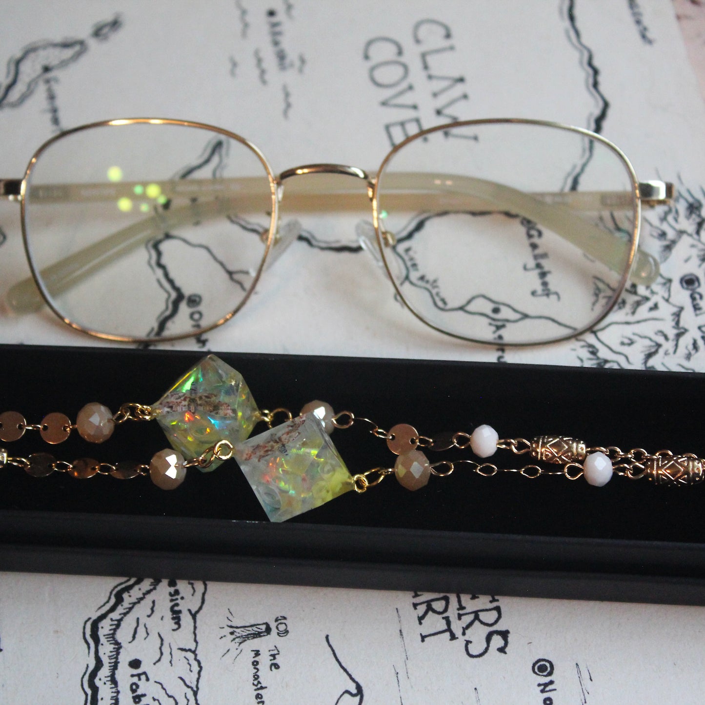 Artificial Moth & Sunflower Glasses Chain with Dice