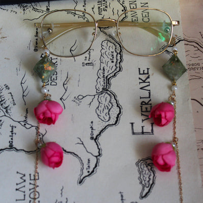 Dandelion Wishes Glasses Chain with Dice