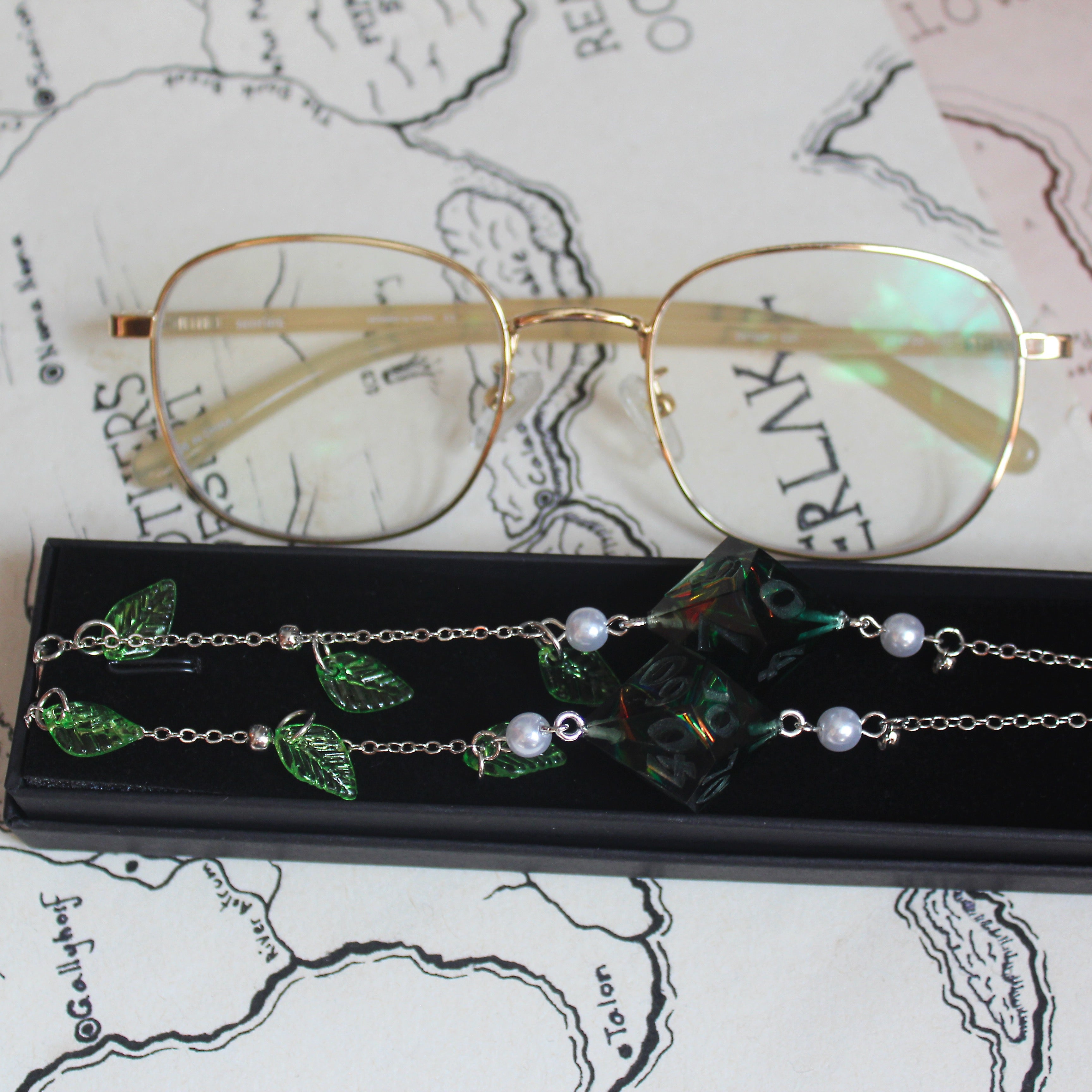 Emerald Woods Glasses Chain with Dice