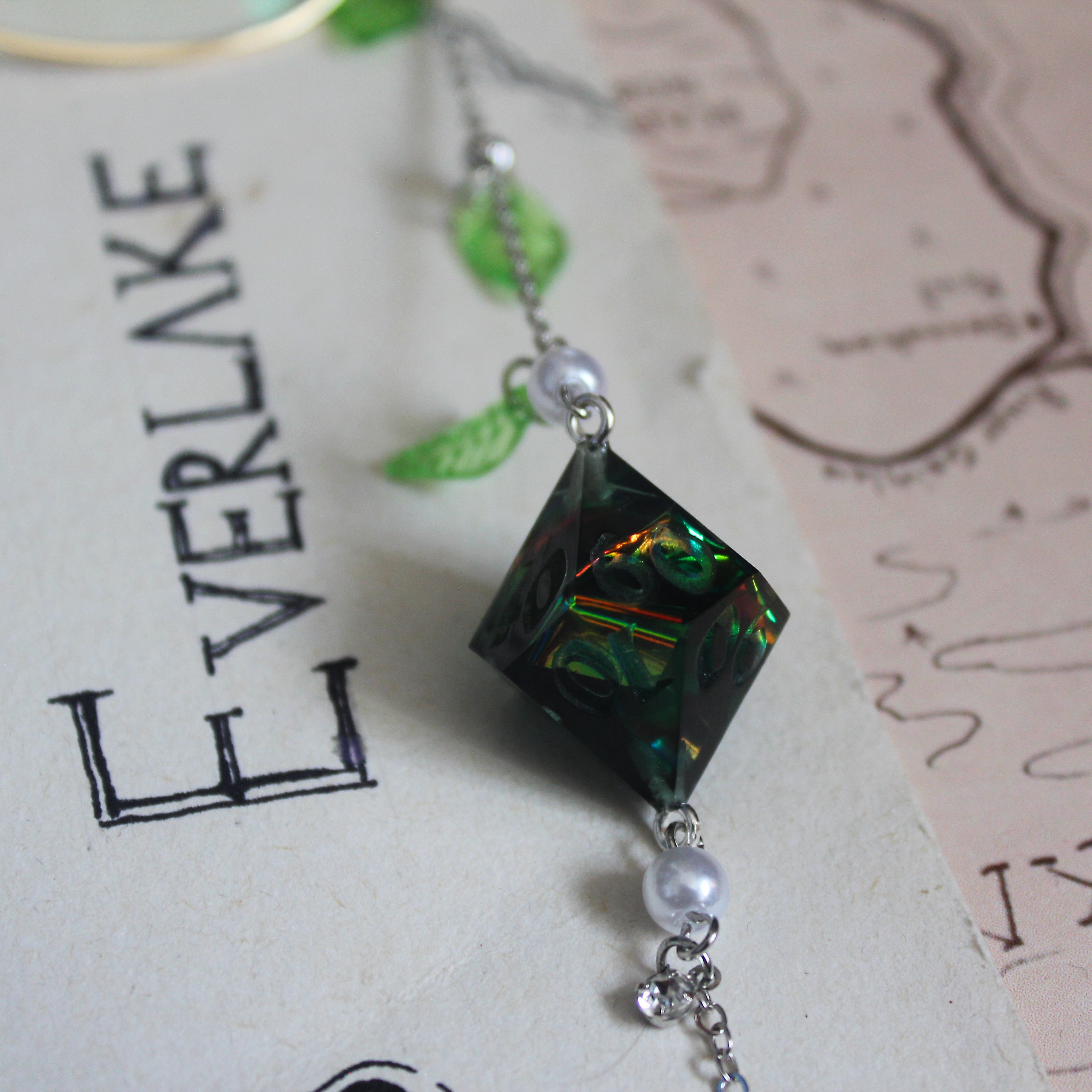 Emerald Woods Glasses Chain with Dice