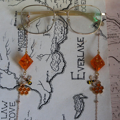 Honeybee Dreams Glasses Chain with Dice