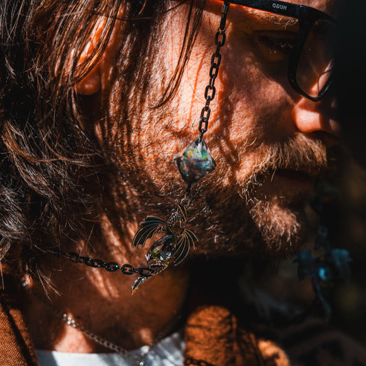 Dragons' Treasure Glasses Chain with Dice