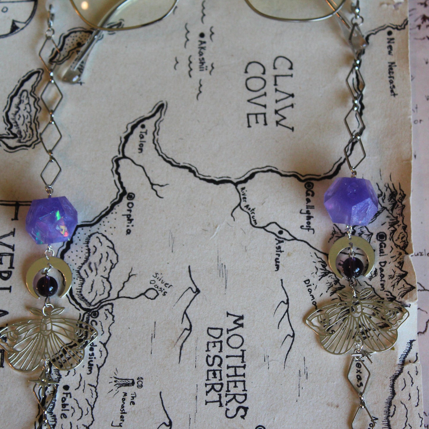 Royal Plumshade Glasses Chain with Dice