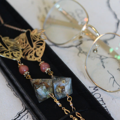 Frostbite Flowers Glasses Chain with Dice