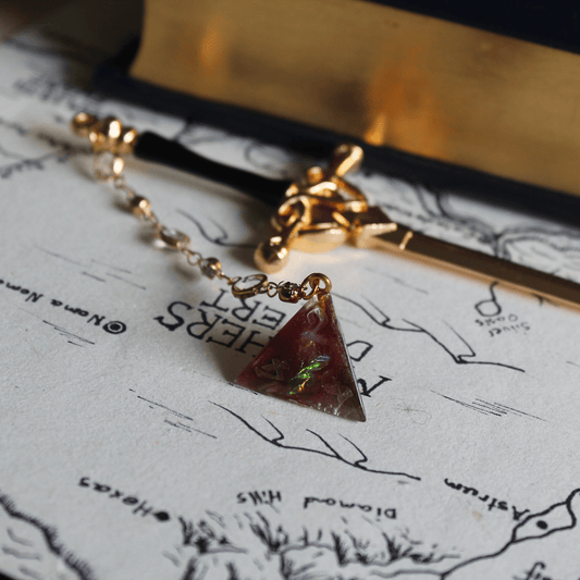 Earth's Treasure Dice Sword