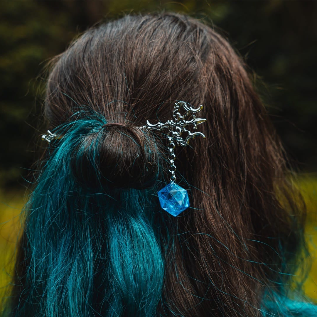 Prize of the Seas Hair Trident with Dice