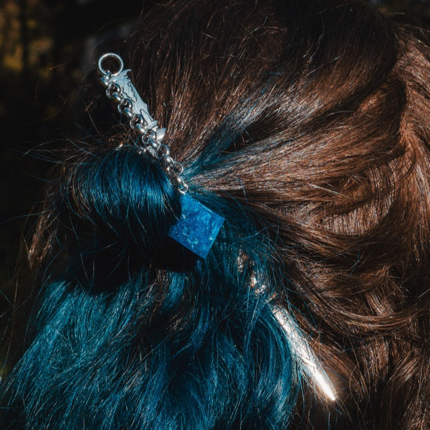 Gem of the Moon Hair Sword with Dice