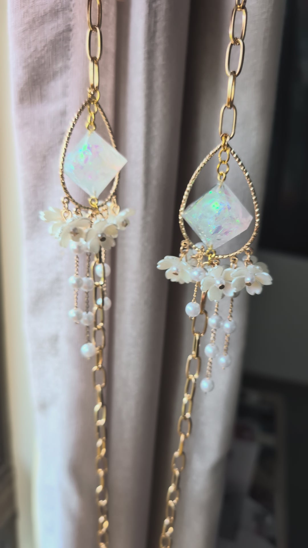 Whispering Fairies Glasses Chain with Dice