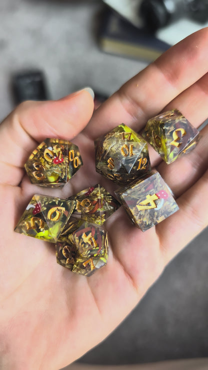 Mushroom Floral Dice Set