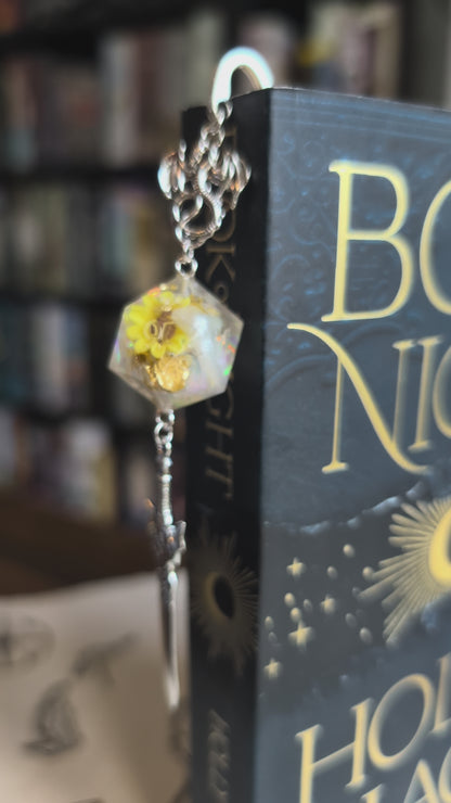Smile of the Flower Metal Bookmark with Dice