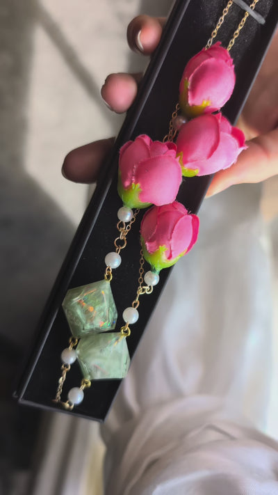Dandelion Wishes Glasses Chain with Dice