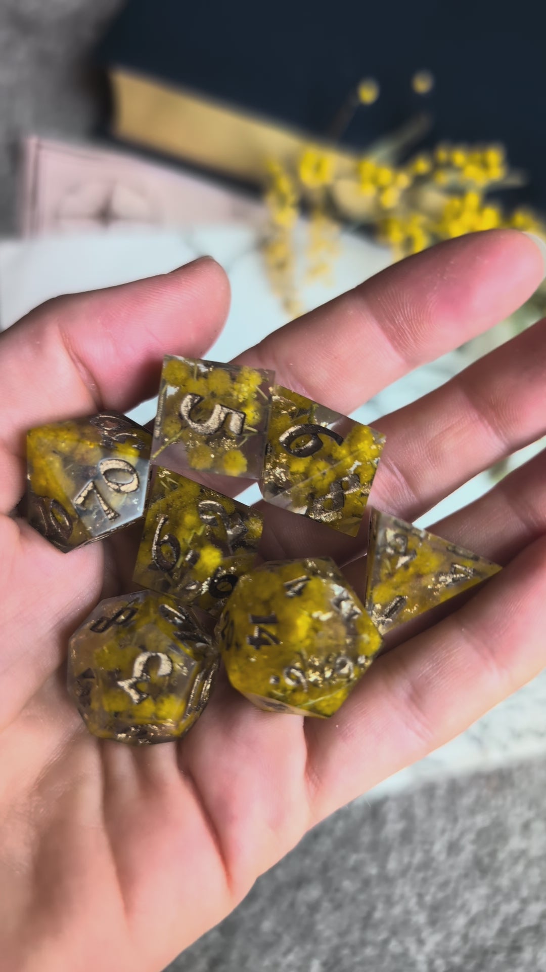 Load video: Australian Golden Wattle Flower 7-Piece Dice Set