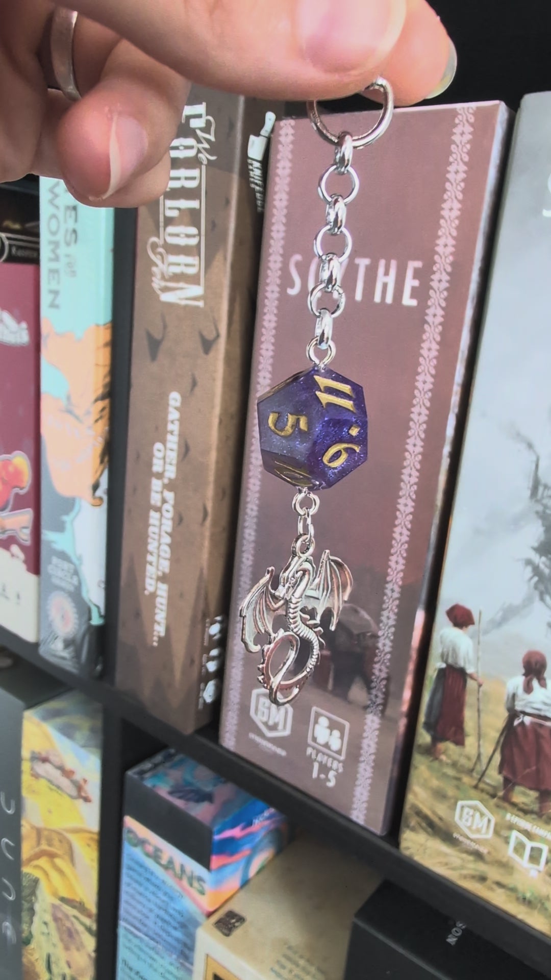 Load video: Tumblewig Keychain with Dice