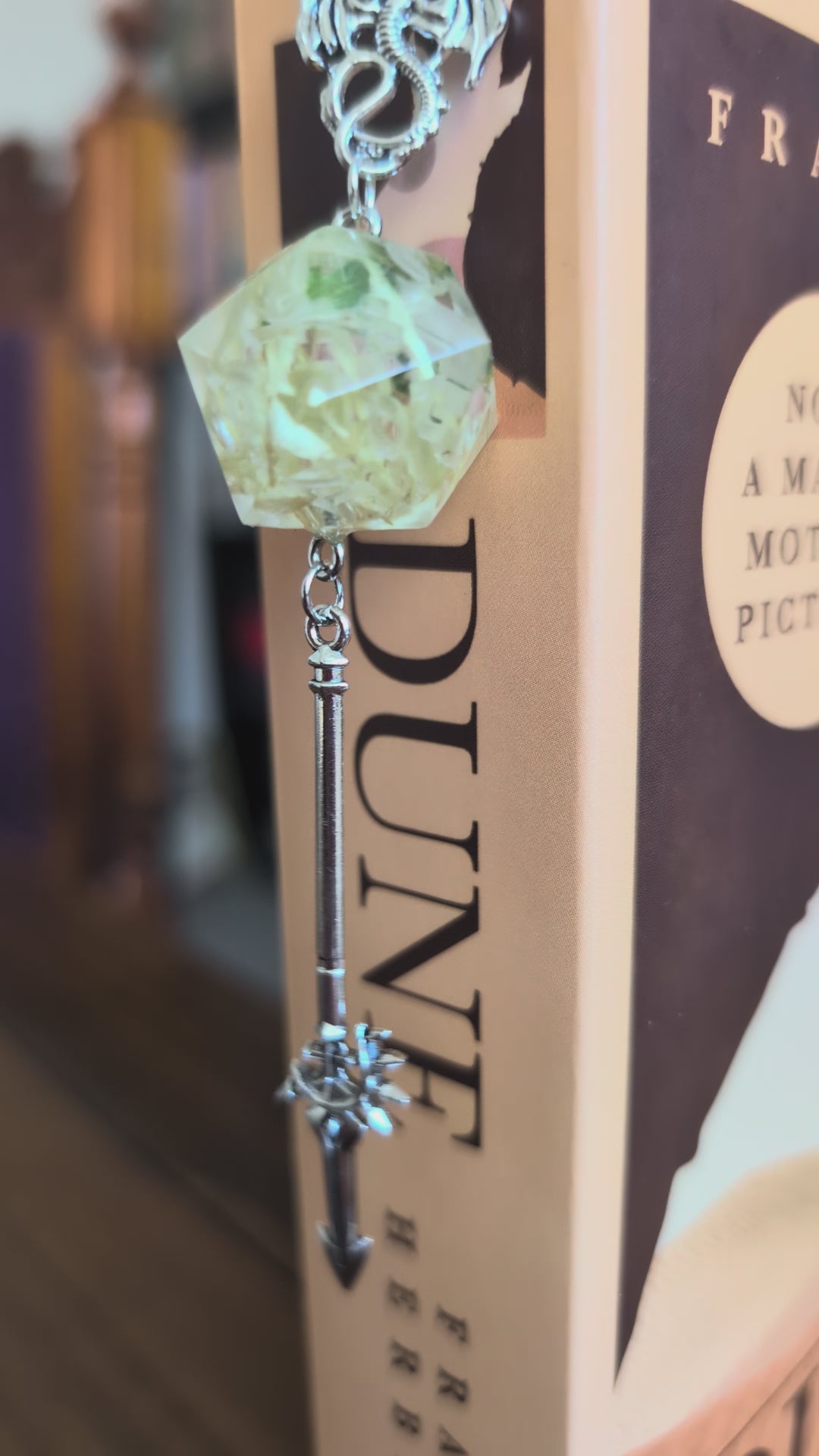 Leoric Bookmark with Dice